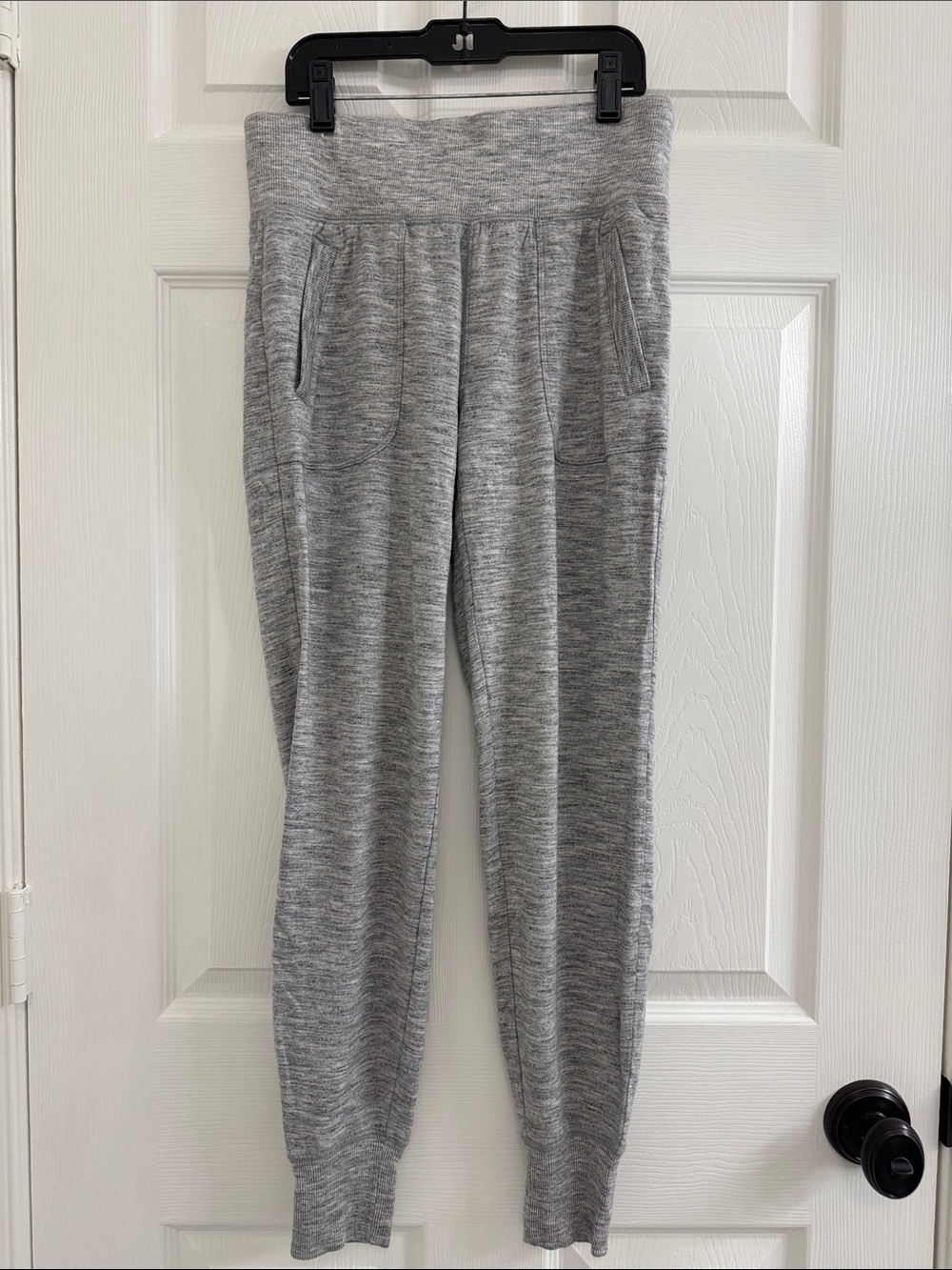 NWOT Athleta Heather Gray Knit Jogger Pants